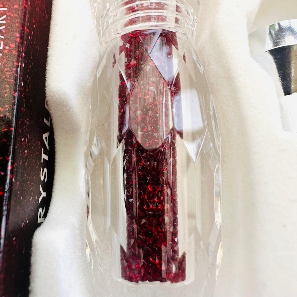 Swarovski Crystal Pixie Nail Art in Vibrant Red - Picture 3 of 4